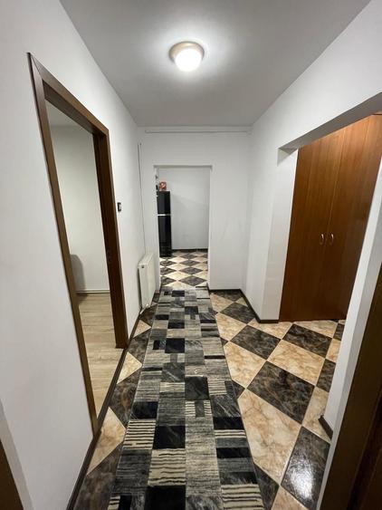 Apartament cu 2 camere decomandat în Politehnica