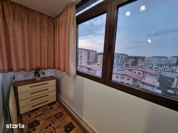 Direct proprietar. Apartament 3 camere, mobilat ?i utilat.