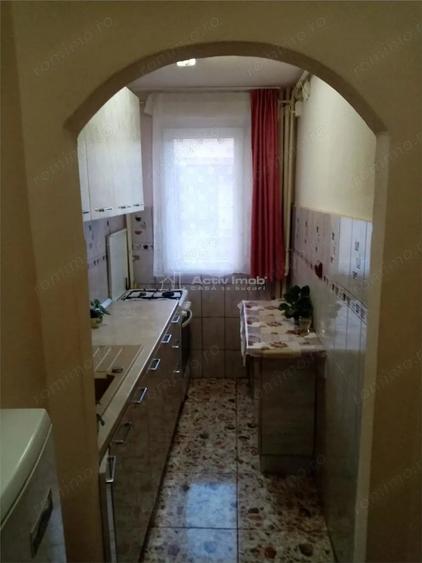 Apartament cu 2 camere semidecomandat în Aurel Vlaicu