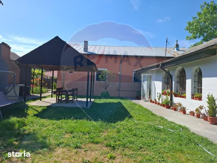 Casă cu 4 camere cu Teren 700 Mp în Afumați