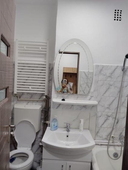 Apartament cu 2 camere nedecomandat în Central