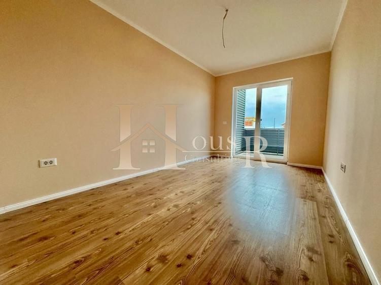 Duplex cu 4 camere cu Canalizare în Dumbrăvița