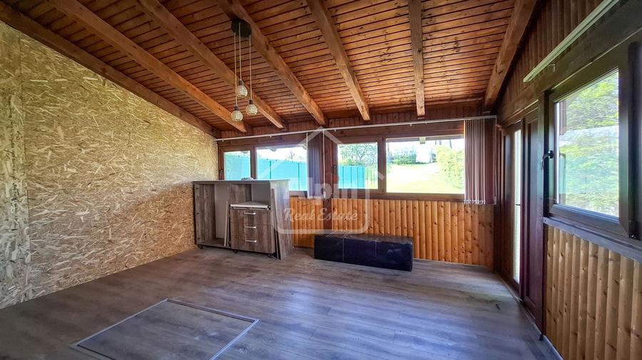 Duplex cu 4 camere cu Canalizare în Cărpiniș