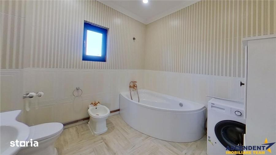 Casă cu 5 camere cu Teren 1532 Mp în Perșani