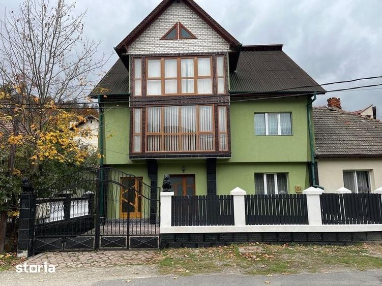Casă cu 4 camere cu Teren 177 Mp în Rucăr