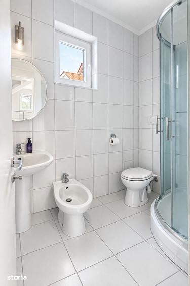 Casă cu 4 camere cu Teren 376 Mp în Traian