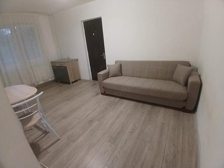 Apartament cu 2 camere semidecomandat în Dacia