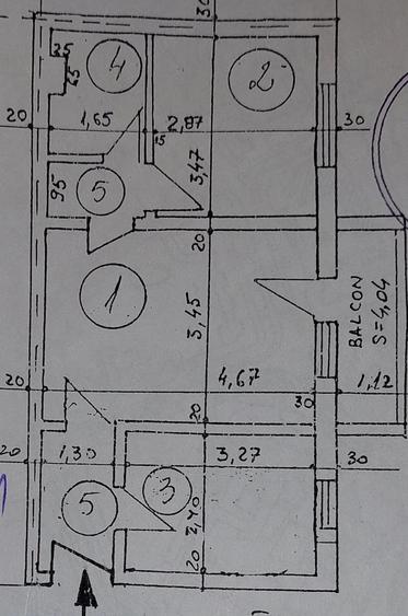 Apartament cu 2 camere semidecomandat în Energiei