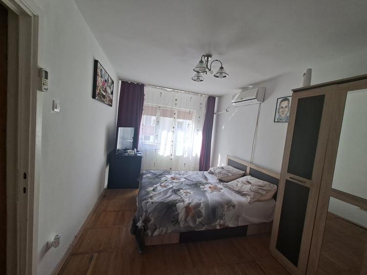Apartament cu 2 camere semidecomandat în Dâmbovița