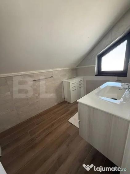 Casă cu 4 camere cu Teren 100 Mp în Central