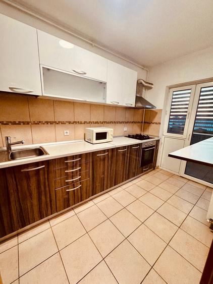 Apartament cu 2 camere decomandat în 1 Decembrie 1918