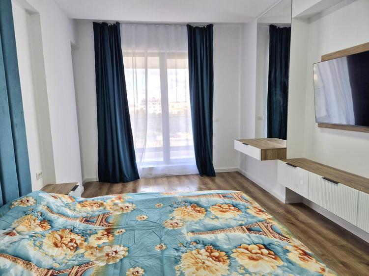 Apartament cu 2 camere semidecomandat în Olteni