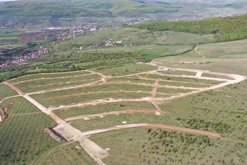 Teren de 800 mp, în Suceagu