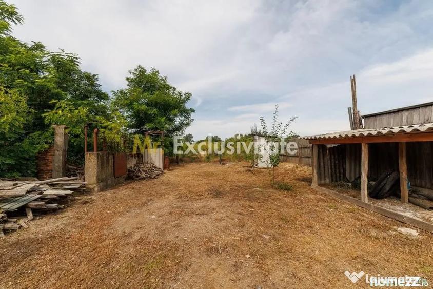 Casă cu 1 camere cu Teren 2140 Mp în Lunca