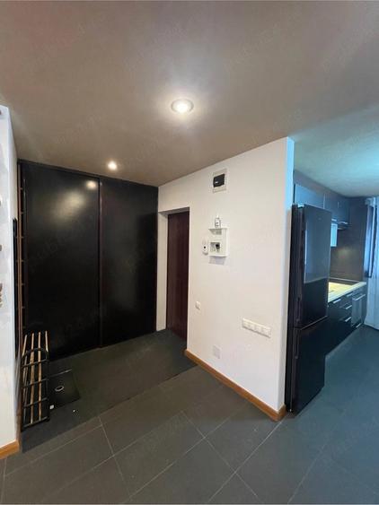 Apartament cu 3 camere decomandat în Andrei Mureșanu