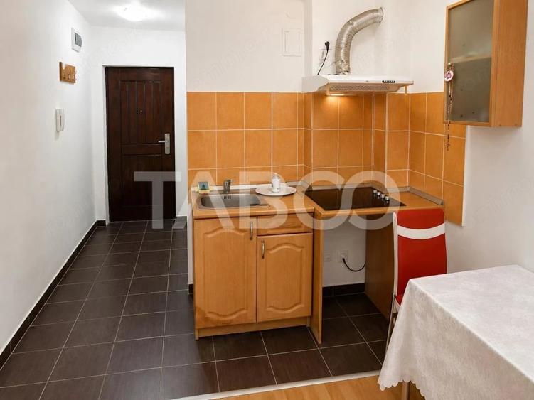 Garsonieră decomandată în Broscărie