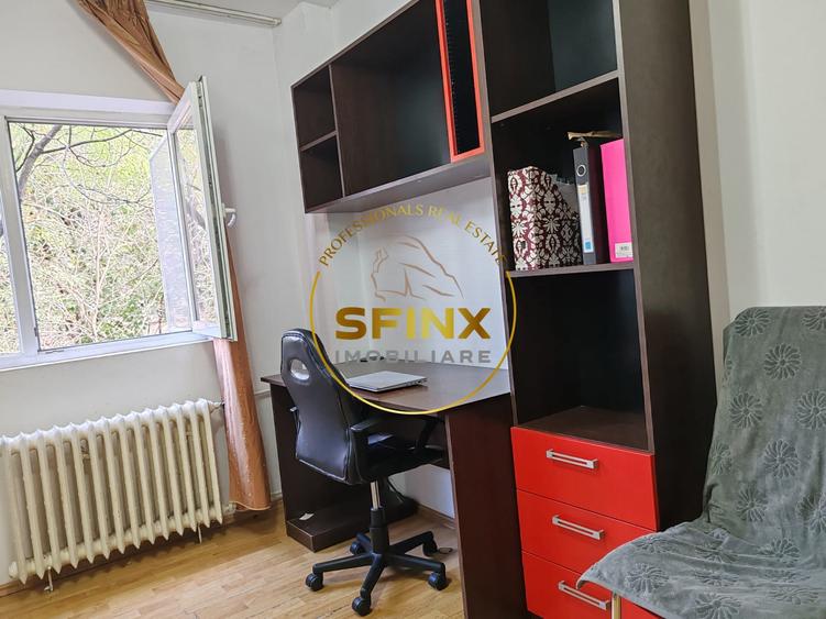 Apartament cu 4 camere decomandat, mobilat în Tei