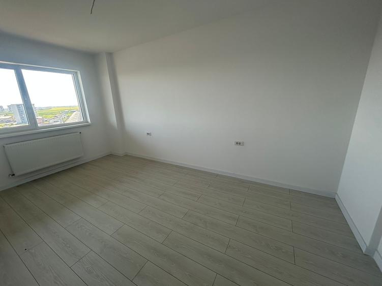 Apartament cu 2 camere decomandat în Apărătorii Patriei