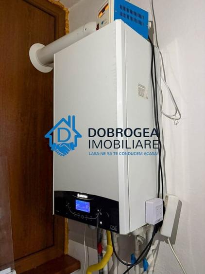 Apartament cu 4 camere decomandat, mobilat în Peco