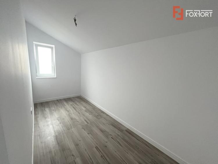 Duplex cu 4 camere cu Teren 273 Mp în Urseni