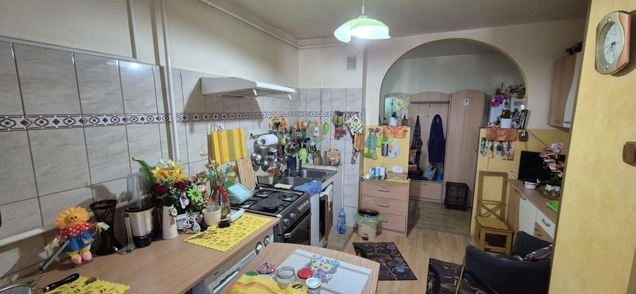 Apartament cu 2 camere decomandat în Depozite