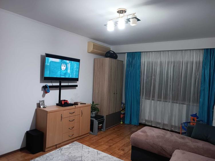 Apartament cu 2 camere decomandat în Faleza Nord