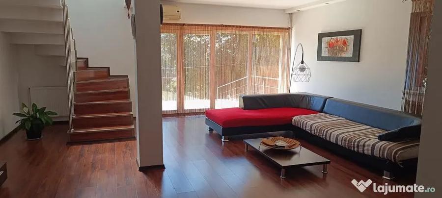 Casă cu 4 camere cu Teren 471 Mp în Agigea