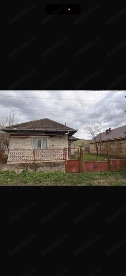 Casă cu Teren 2600 Mp în Făureni