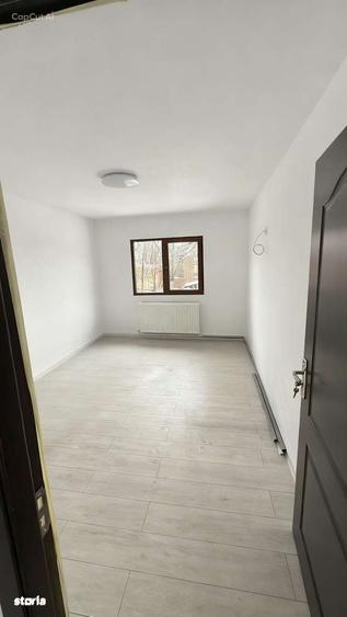 Casă cu 3 camere cu Teren 500 Mp în Letea Veche