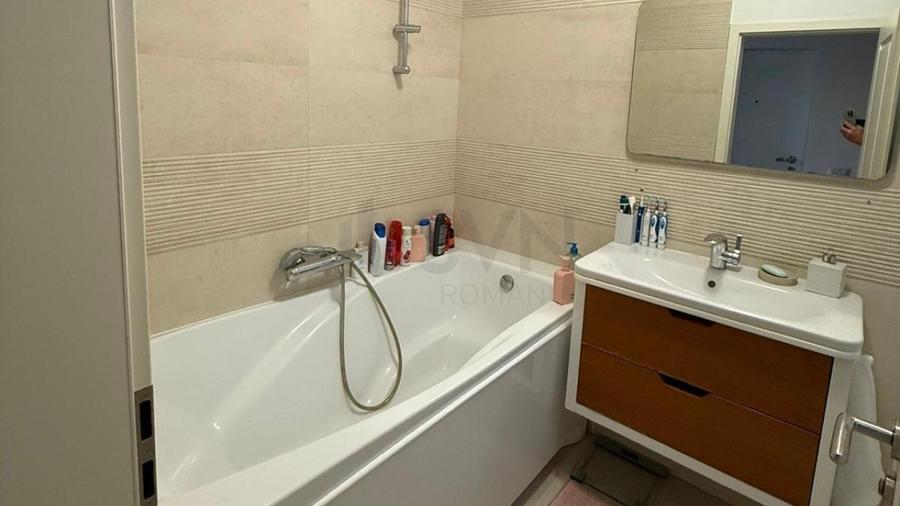 Apartament cu 4 camere decomandat, mobilat în Dorobanți