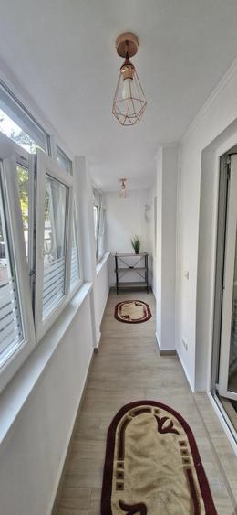 Apartament cu 3 camere semidecomandat în Casa de Cultură