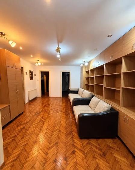 Casă individuală cu 3 camere cu Canalizare în Chibrit