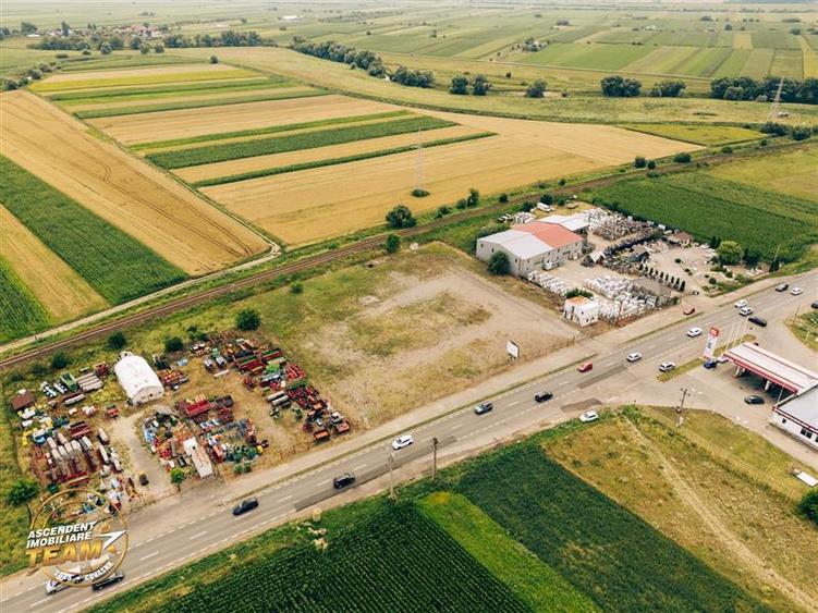 Teren Construcții intravilan de 7000 mp, în Chichiș