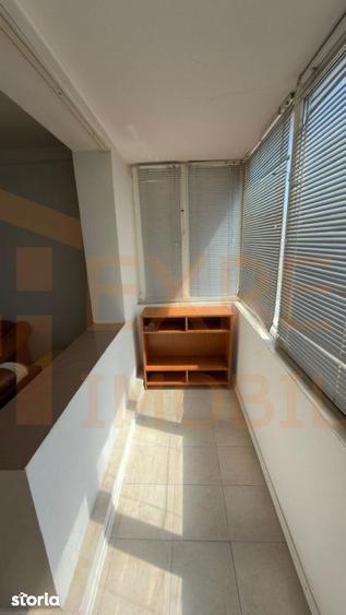 Apartament cu 2 camere, mobilat în Central