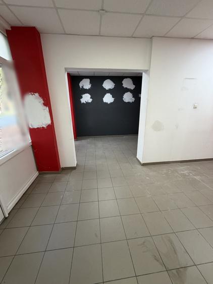 Spațiu comercial, de 44 mp, în Cantemir