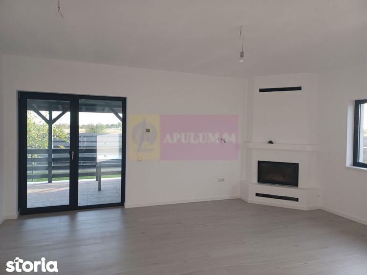 Casă cu 4 camere cu Teren 505 Mp în Săbăreni