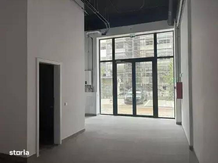 Spațiu comercial, de 80 mp, în Central