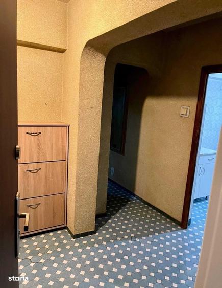 Apartament cu 3 camere decomandat în Târgu Cucu