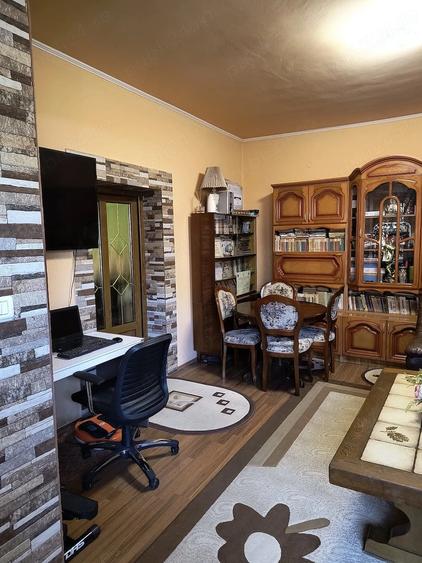 Casă cu 2 camere cu Teren 360 Mp în Central