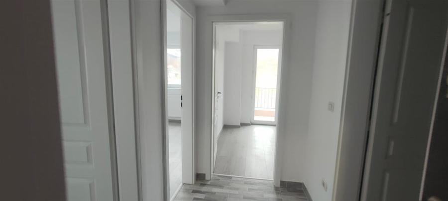 Apartament cu 2 camere decomandat în Bucium