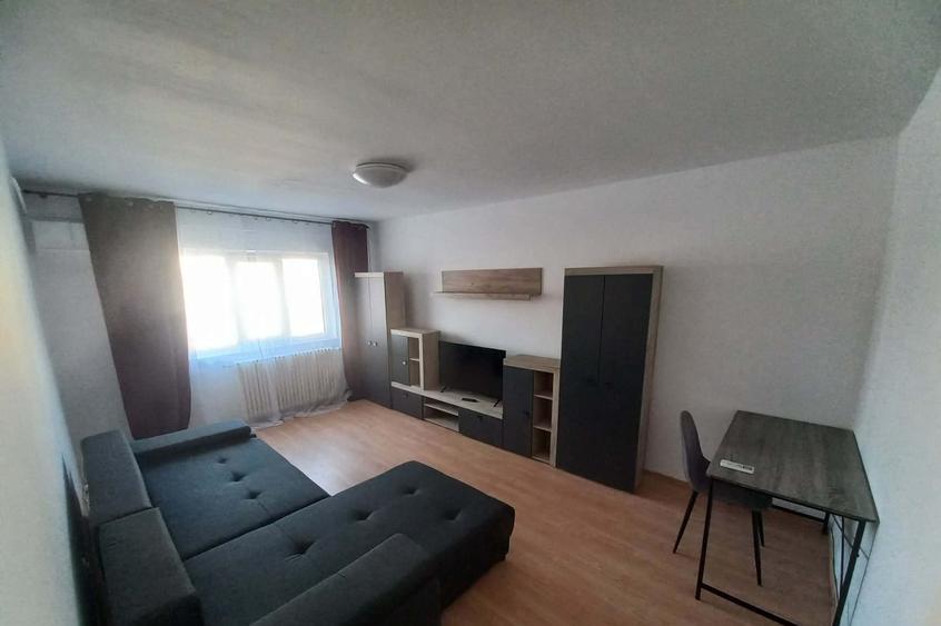 Garsonieră decomandată în Tătărași