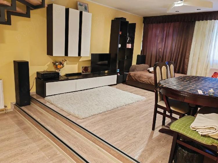 Casă cu Teren 130 Mp în Piața Centrală