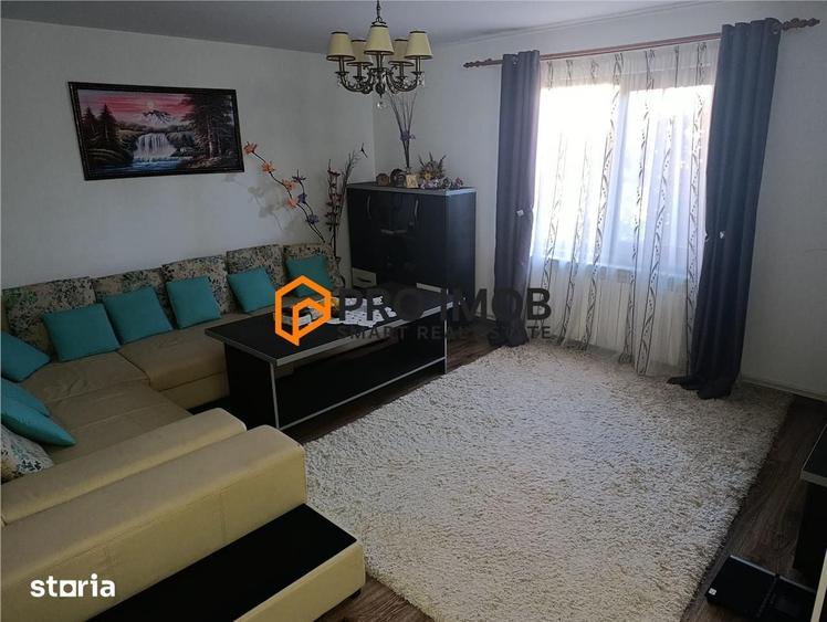 Casă cu 3 camere decomandat cu Teren 471 Mp în Merei