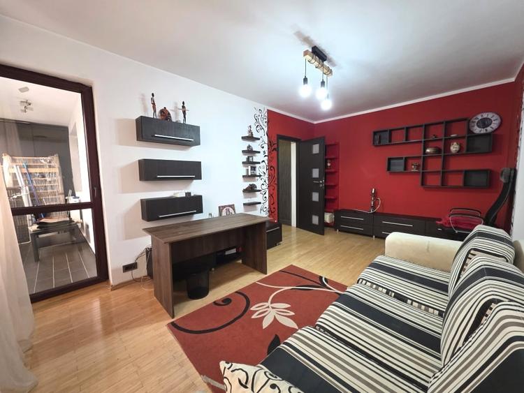 Apartament cu 2 camere semidecomandat, mobilat în Gorjului