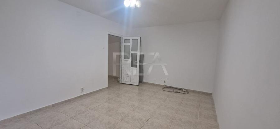 2 camere, decomandat, et 1/4- Drumul Taberei - 3