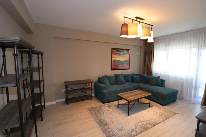 Apartament cu 2 camere decomandat în Bd. Coșbuc