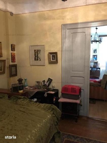 Casă cu 4 camere cu Teren 500 Mp în Central