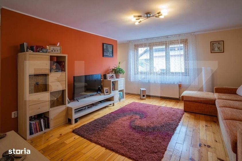 Casă cu 4 camere în Cernatu