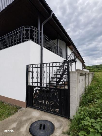 Casă cu 4 camere în Central