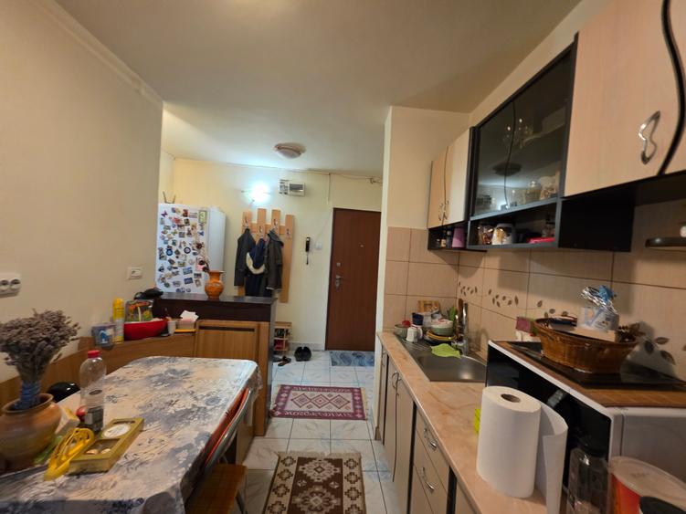 Apartament cu 2 camere decomandat în Rahova